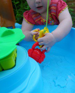 Children's water play table review