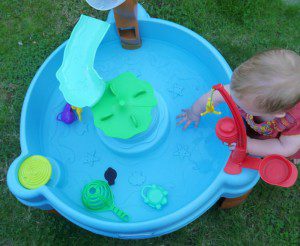 Fish and splash water play tray Little Tikes review