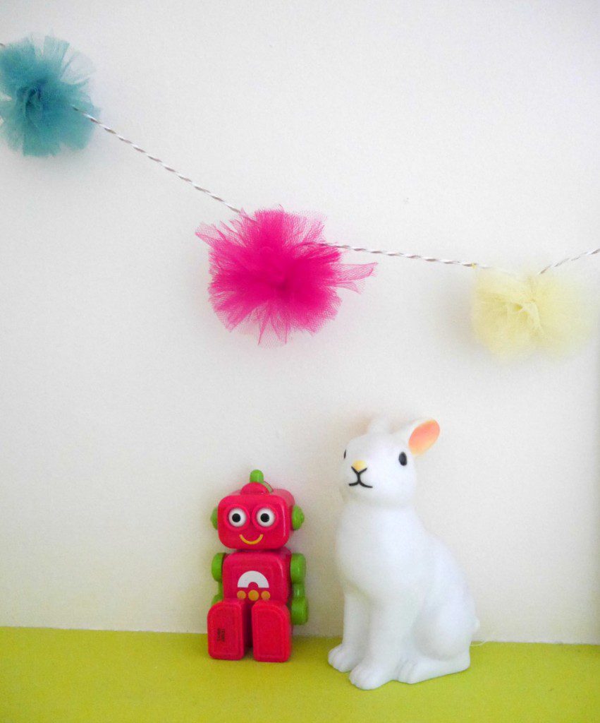 Pom pom bunting A Baby on Board blog