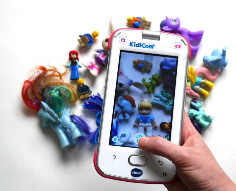 KidiCom Max review from Vtech - children's tablet and messenger system