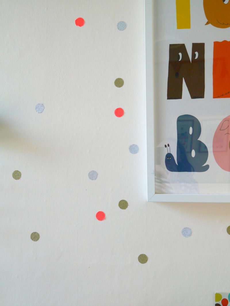 How to make DIY wall stickers from washi tape - perfect for children's bedrooms and easy to make!