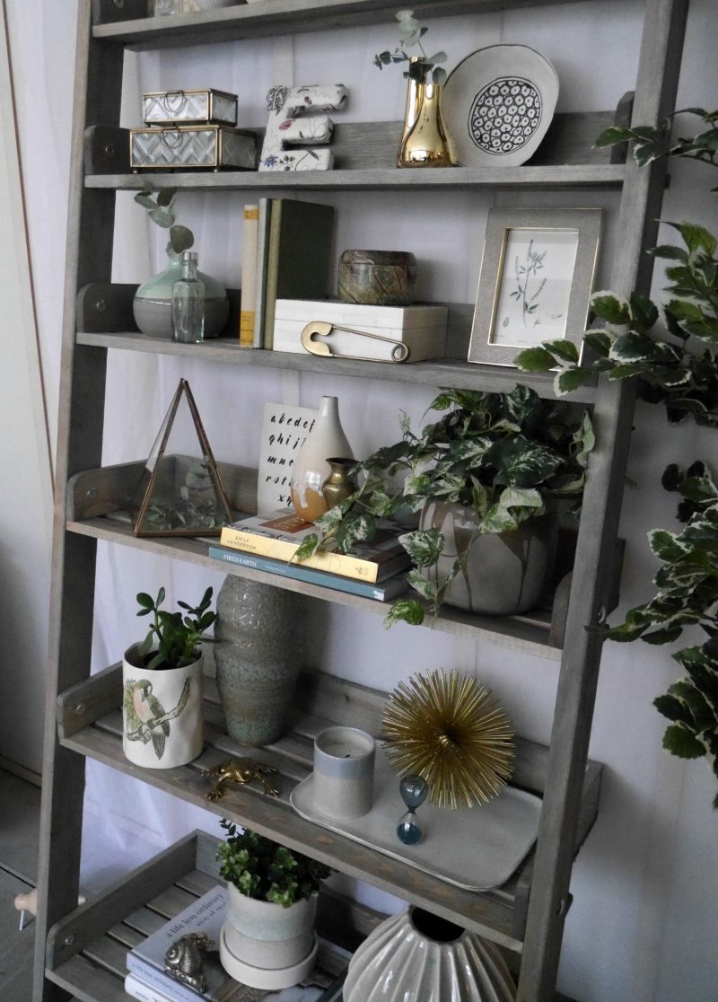How to style a book case - home styling tips from Amara