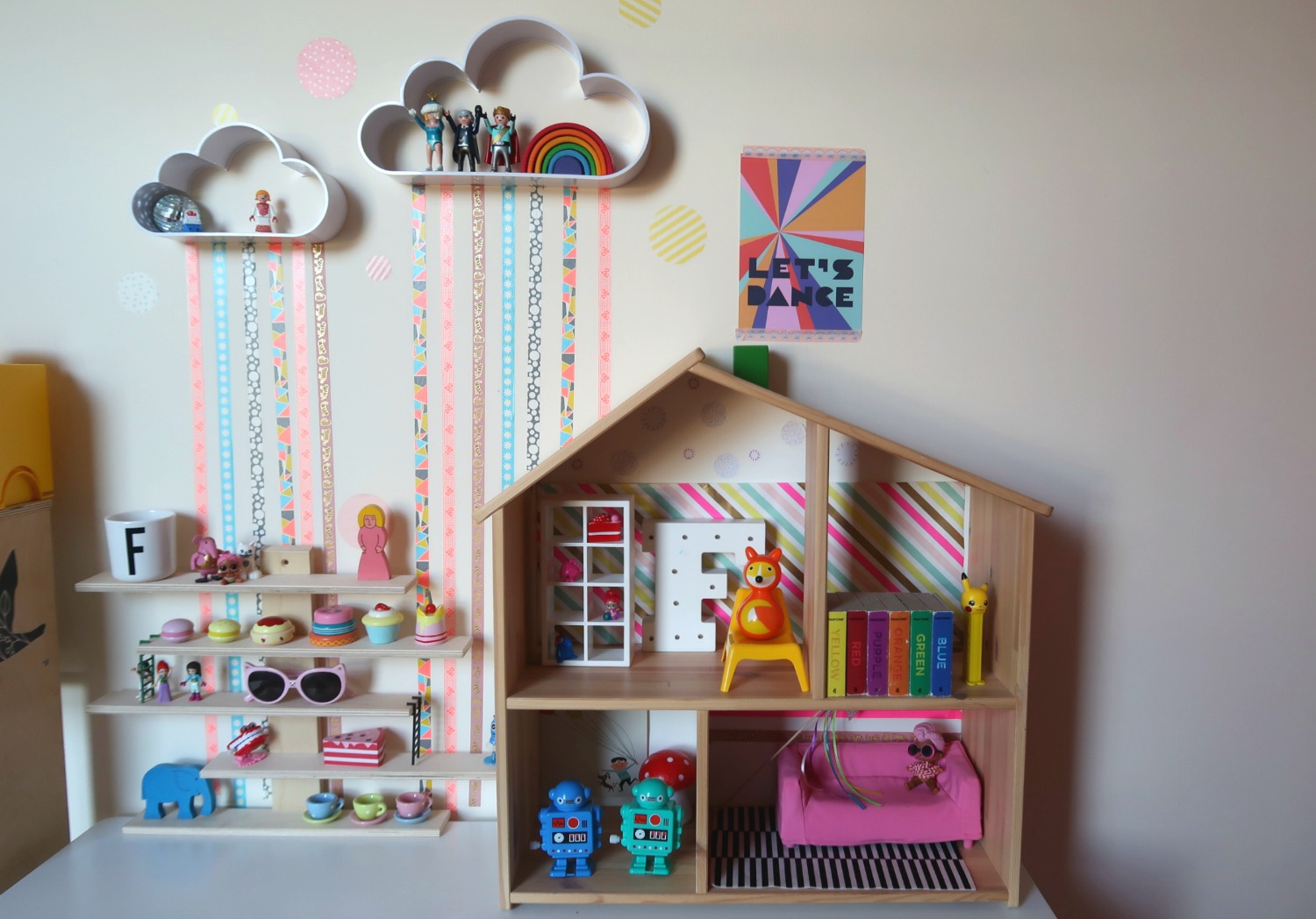 Kids-room-storage-from-IKEA-Flisat-shelf