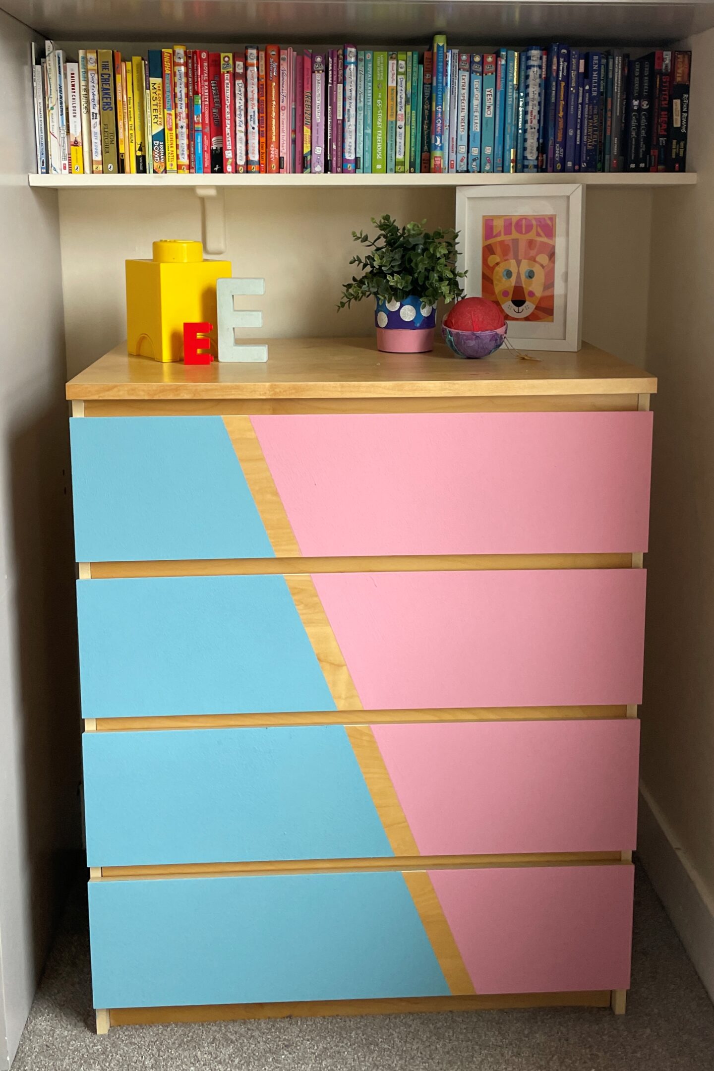 IKEA malm drawers painted - IKEA hacks for kid's rooms